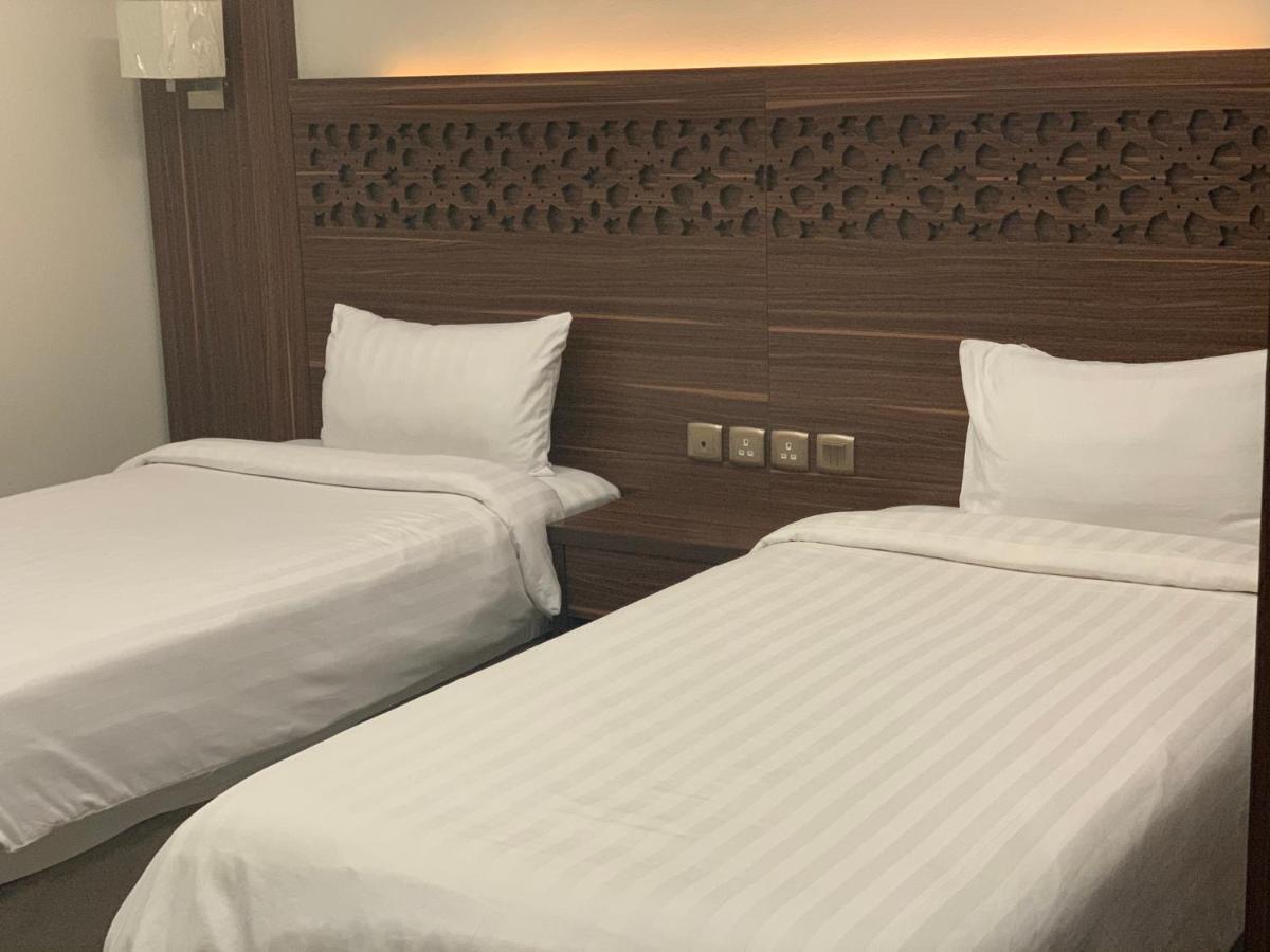 Jeddah Lake Hotel Dış mekan fotoğraf